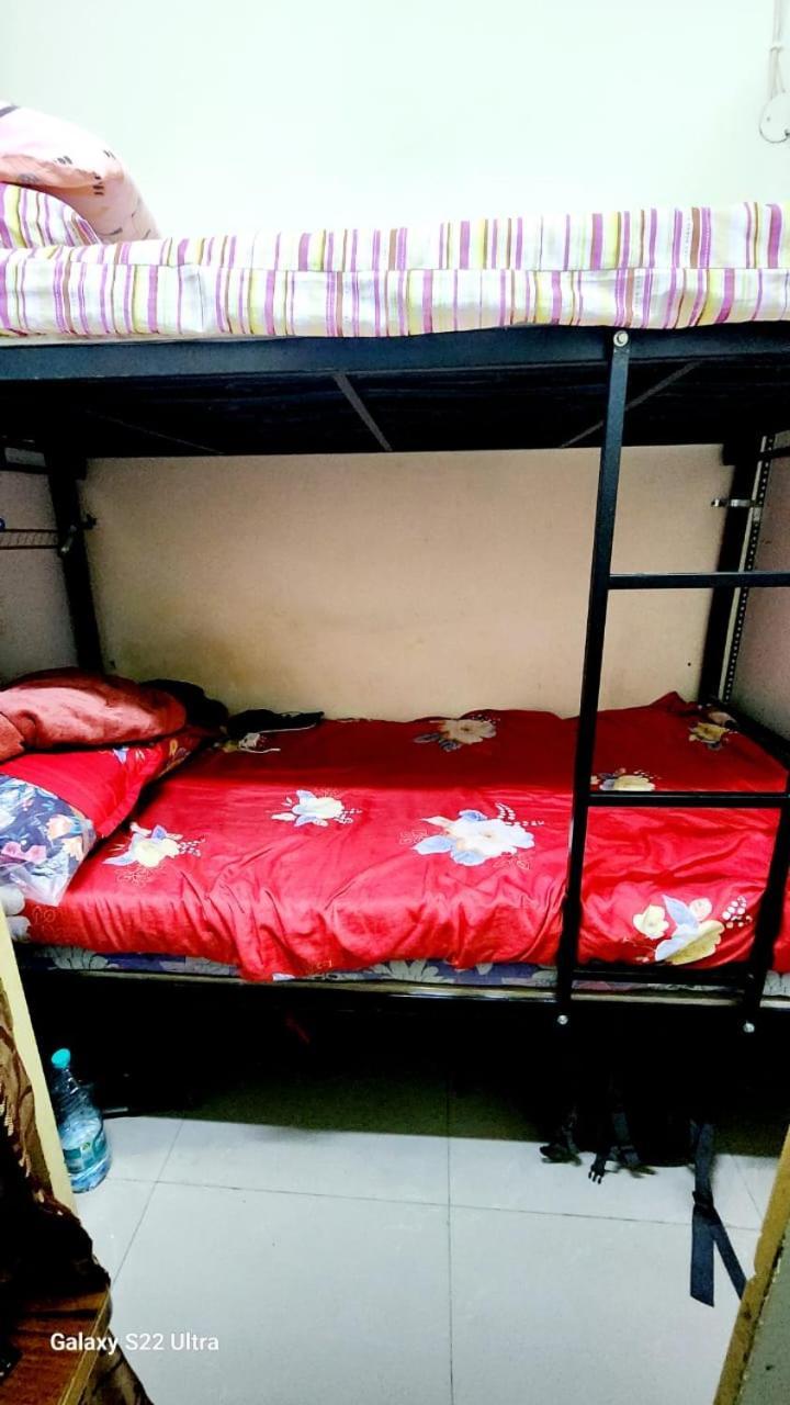 Partition Men Bed Space * Dubai